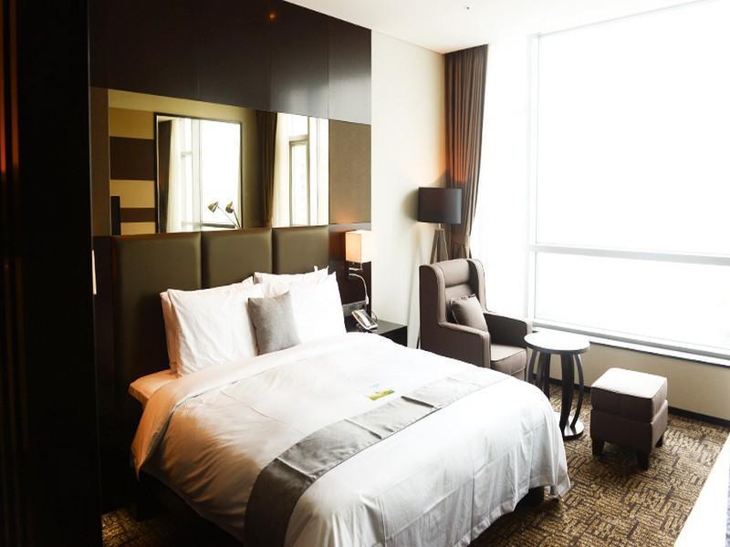 I Square Hotel Gimhae Exterior photo