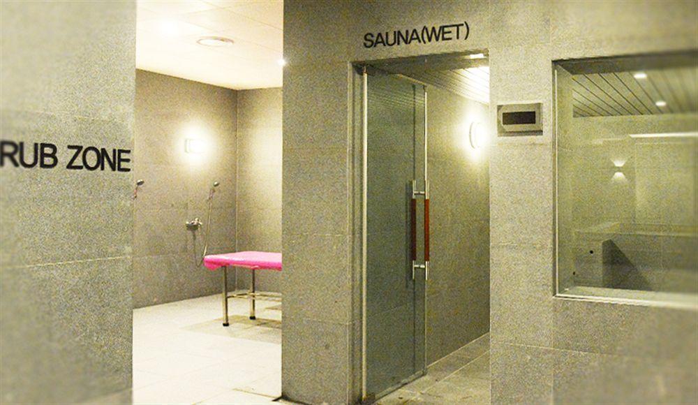 I Square Hotel Gimhae Exterior photo